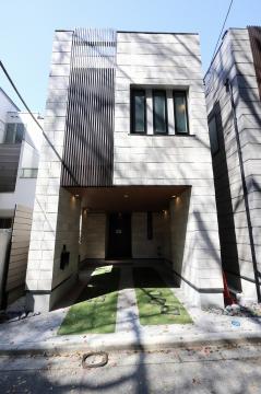 横浜市神奈川区青木町新築戸建LIST　GARDEN　横浜青木町２号棟