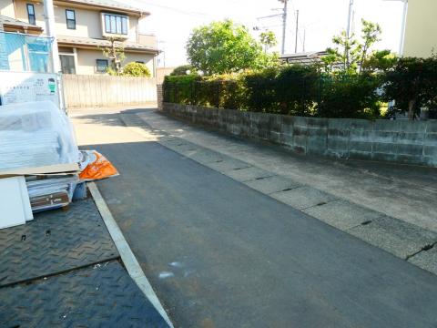 前面道路含む現地写真