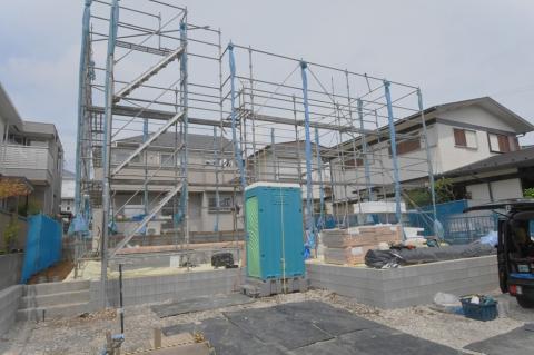 横浜市戸塚区秋葉町　南向き新築戸建て　駐車場３台分あり♪